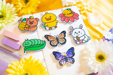 Load image into Gallery viewer, A delicate magnetic bookmark featuring a beautifully detailed purple butterfly with elegant, fluttering wings. This eco-friendly bookmark has a soft, hand-drawn style, perfect for adding a touch of nature’s beauty to your reading! 🦋📖✨