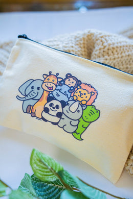 Colorful zoo animals pencil case featuring a vibrant design with playful illustrations of lions, elephants, giraffes, and other zoo animals, perfect for keeping your stationery organized in style.